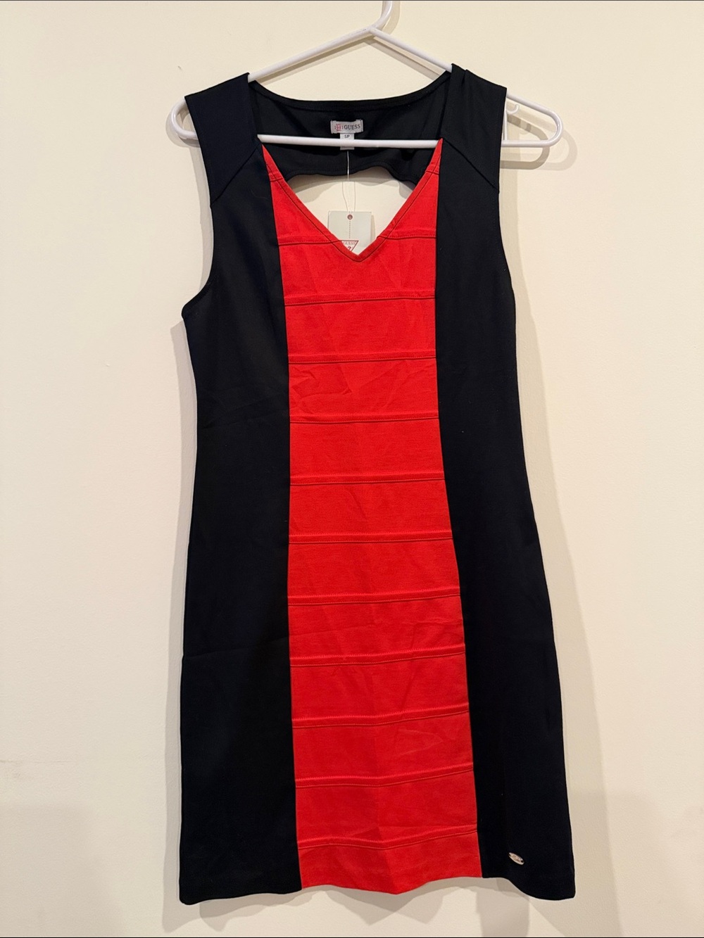 Ellen Tracy Black and Red V-Neck Panel Sheath Dress